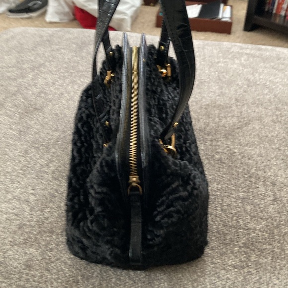 Authentic vintage Kate Spade. Never used. Original packing however no dust bag. - Picture 2 of 4